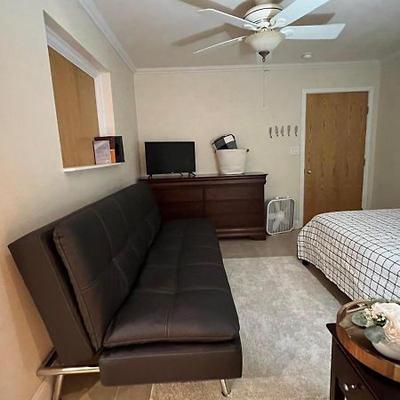 أنكوراج Near Airport Guest Suite المظهر الخارجي الصورة